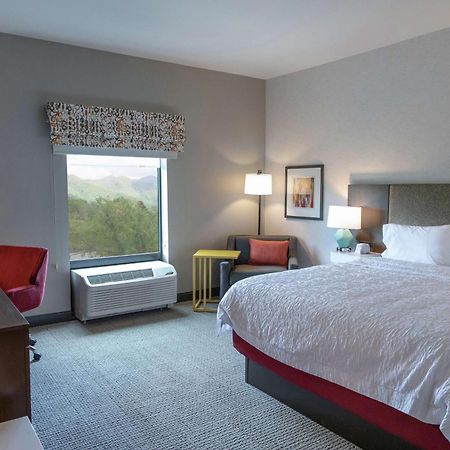 Hampton Inn Black Mountain Exteriör bild